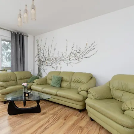 Appartamento Grota Roweckiego Ruczaj Cracow By Renters Cracovia